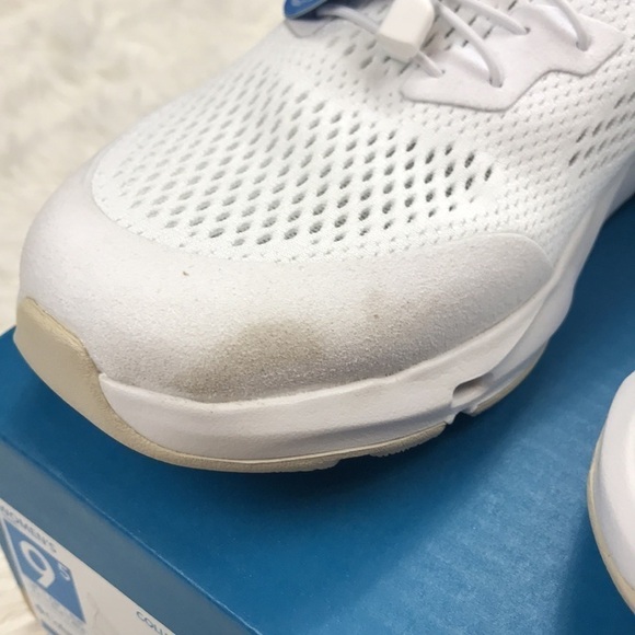 NIB Columbia Vent White Shoes - Picture 3 of 9